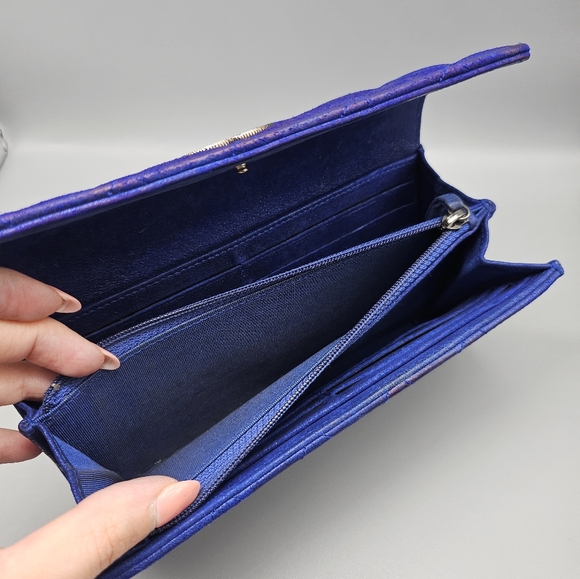 🩶CHANEL Authentic Suede Wallet/Clutch🩶 - Picture 8 of 17